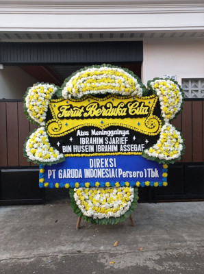 Papan Bunga Duka di Penarik
